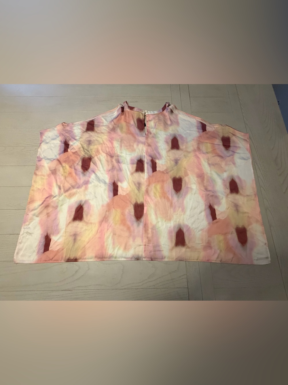 NWT multicolor blouse - Picture 3 of 4